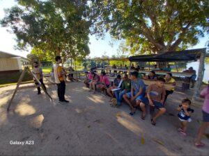 Oficinas de Planos de Negócios, Estudos de Mercados e início da formação em lideranças com a Õtaibit.